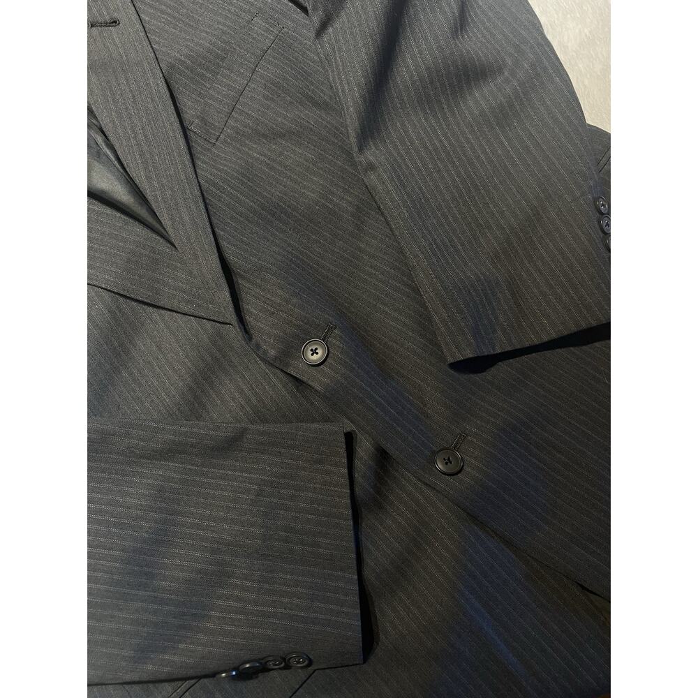 Austin Reed Mens 46R 40x32 Gray Pinstripe 2 Piece Suit U.S.A. - Picture 7 of 16